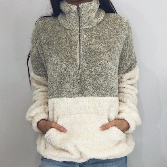 ๐ Camila Lime/Taupe+Cream Fuzzy Pullover - Picture 2 of 8
